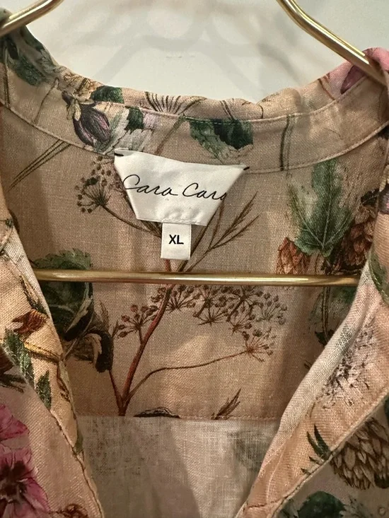 Cara Cara Beige Floral Button-Front Tunic with Green khaki Botanical Print XL - Picture 3 of 7